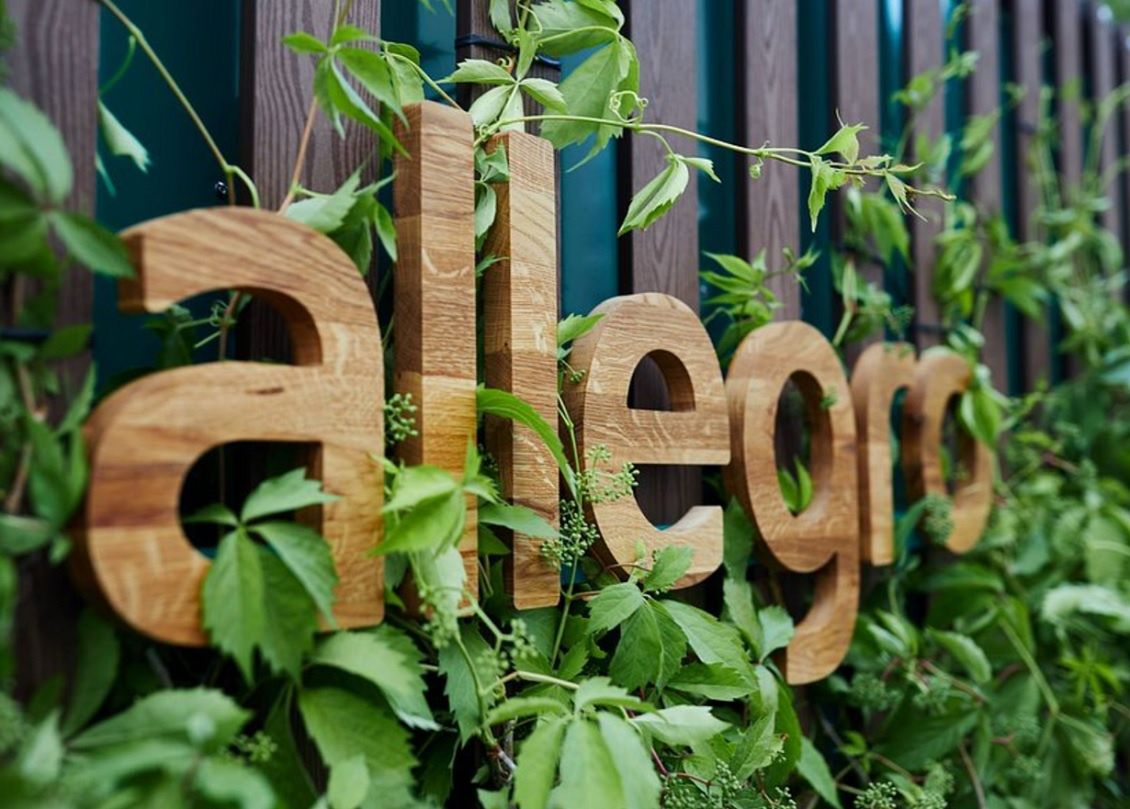 Ponad 20 mln kupujących, jedna czwarta więcej z reklam. Tak zarabia Allegro