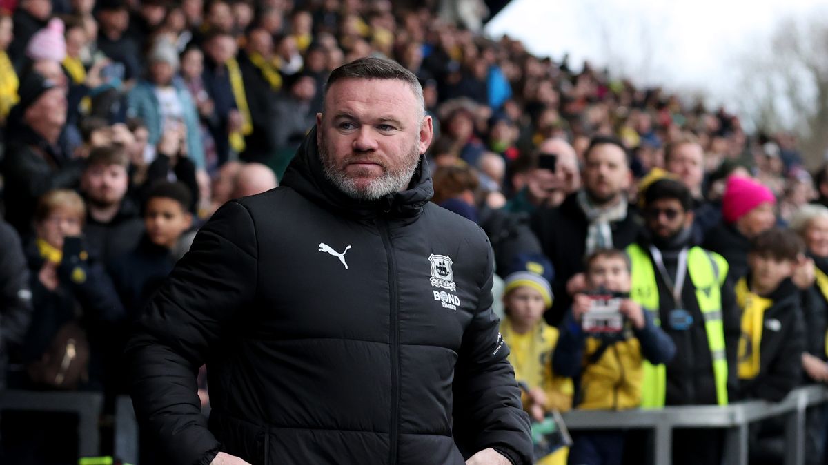 Getty Images / Isabelle Field/Plymouth Argyle / Na zdjęciu: Wayne Rooney nie miał wesołej miny po meczu z Oxford United