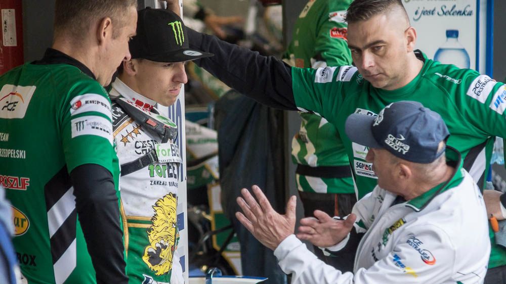 WP SportoweFakty / Tomasz Sieracki / Paweł Przedpełski i udzielający mu wskazówek Marek Cieślak