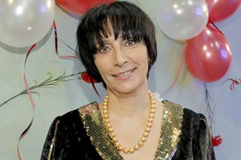 Z mężem jest od ponad 40 lat. Świat zwiedza z innym mężczyzną