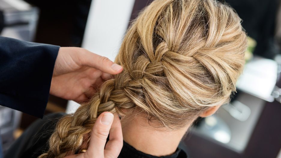 Warkocz francuski. Jak go zrobić krok po kroku?