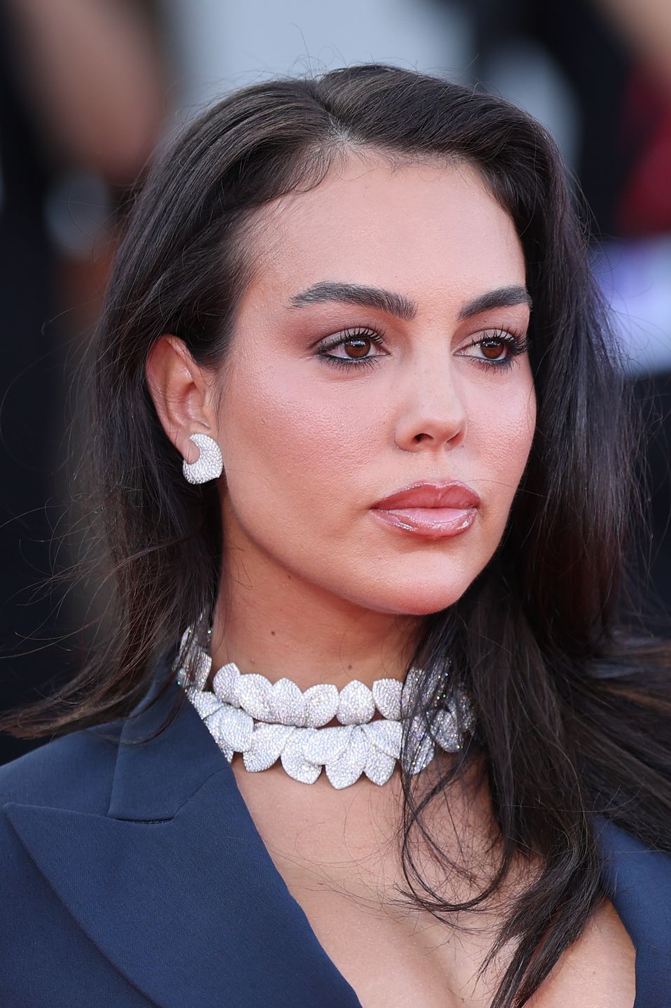Wystrojona Georgina Rodriguez paraduje po czerwonym dywanie