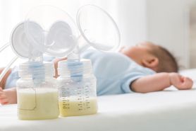 Koronawirus. Holenderscy lekarze planują robić lody z mleka kobiecego, by zapobiegać epidemii. Prof. Gut komentuje