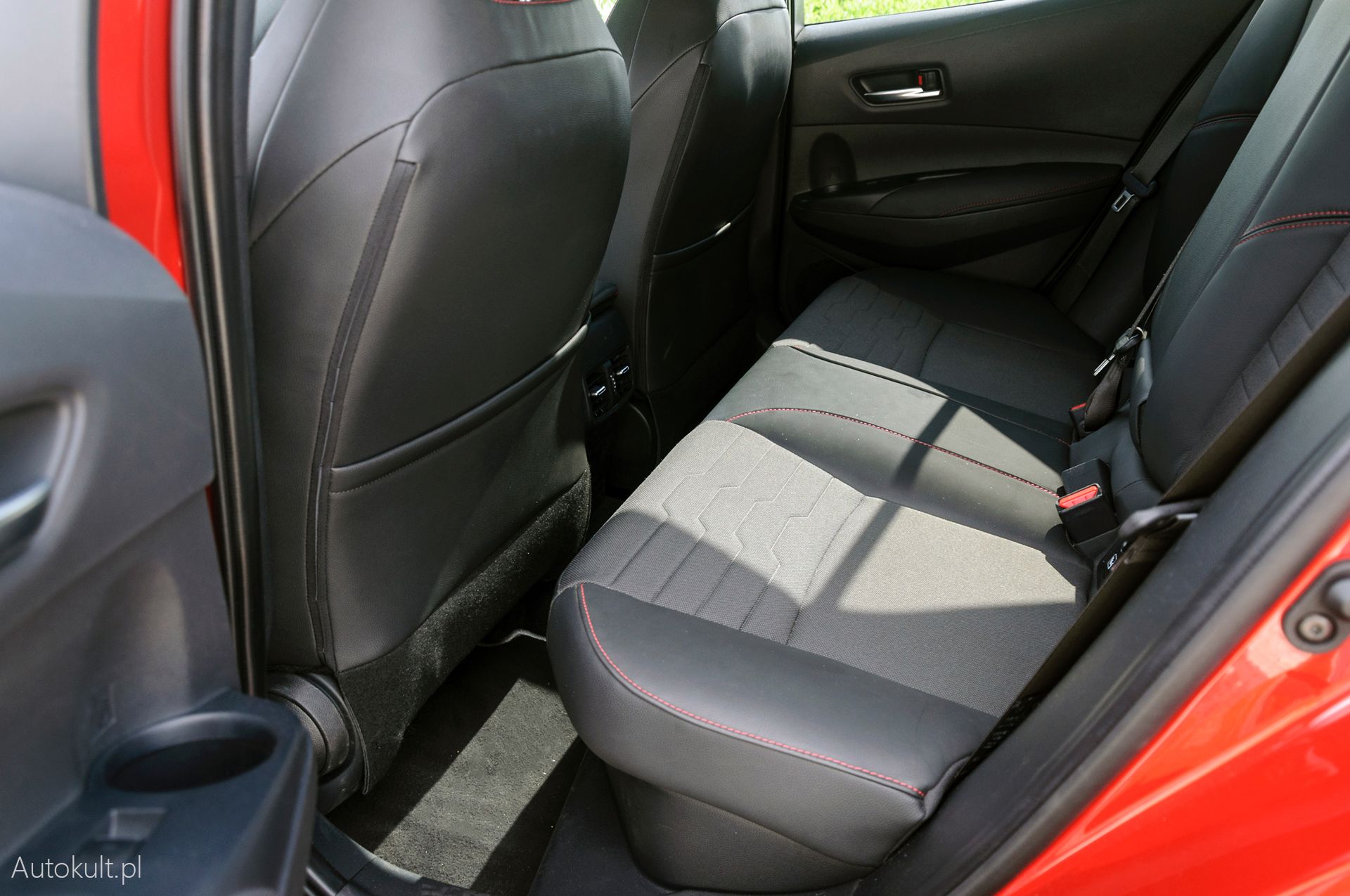 Nowa Toyota Corolla 2.0 Hybrid