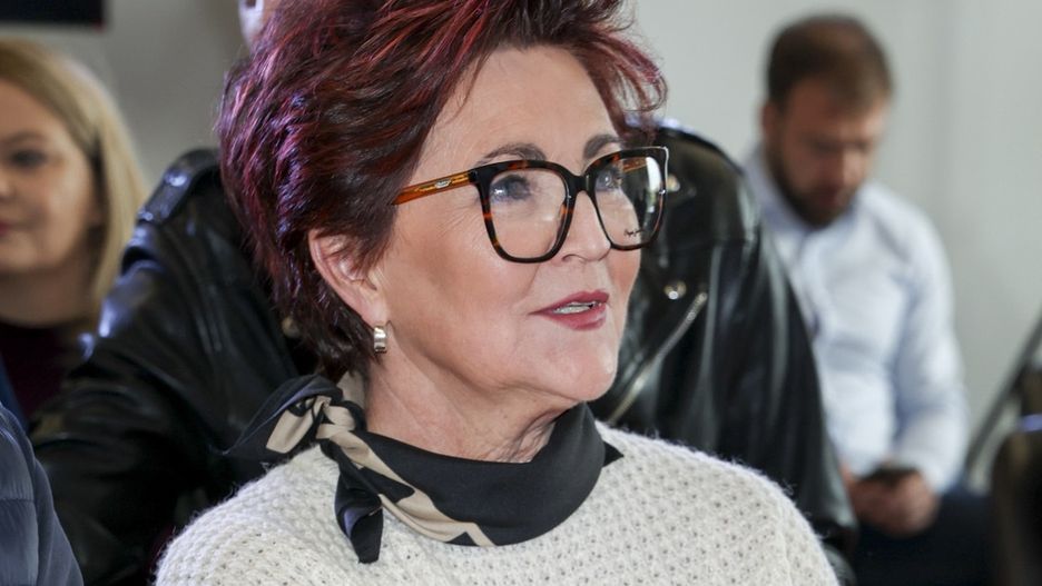 Jolanta Kwaśniewska wybrała najmodniejszy fason spodni