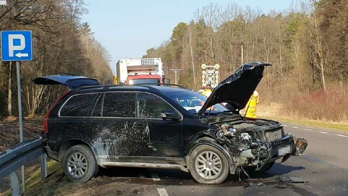 84-latek spowodował wypadek. Mogło dojść do tragedii