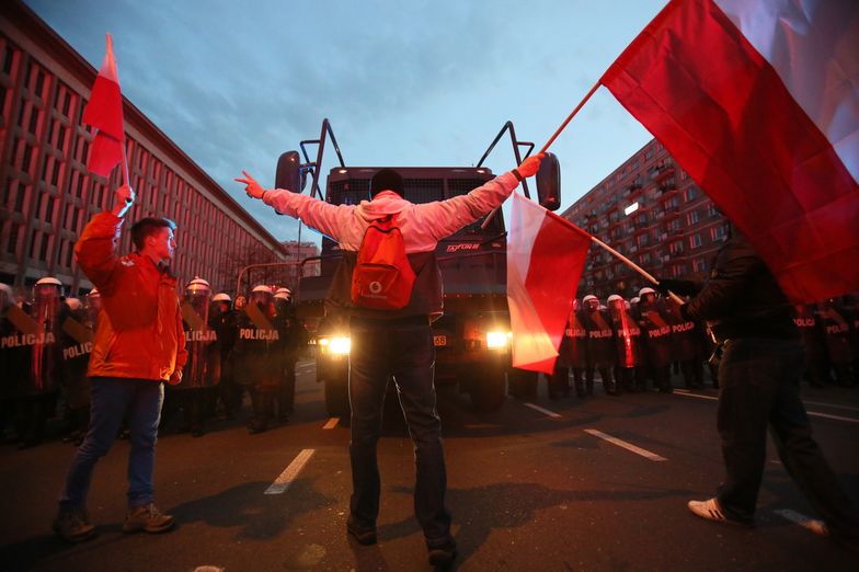 Marsz Niepodległości w Warszawie. 22 osoby ranne, 176 aresztowanych