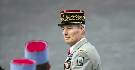 Kryzys we Francji. Oszczędniej na tegorocznej defiladzie