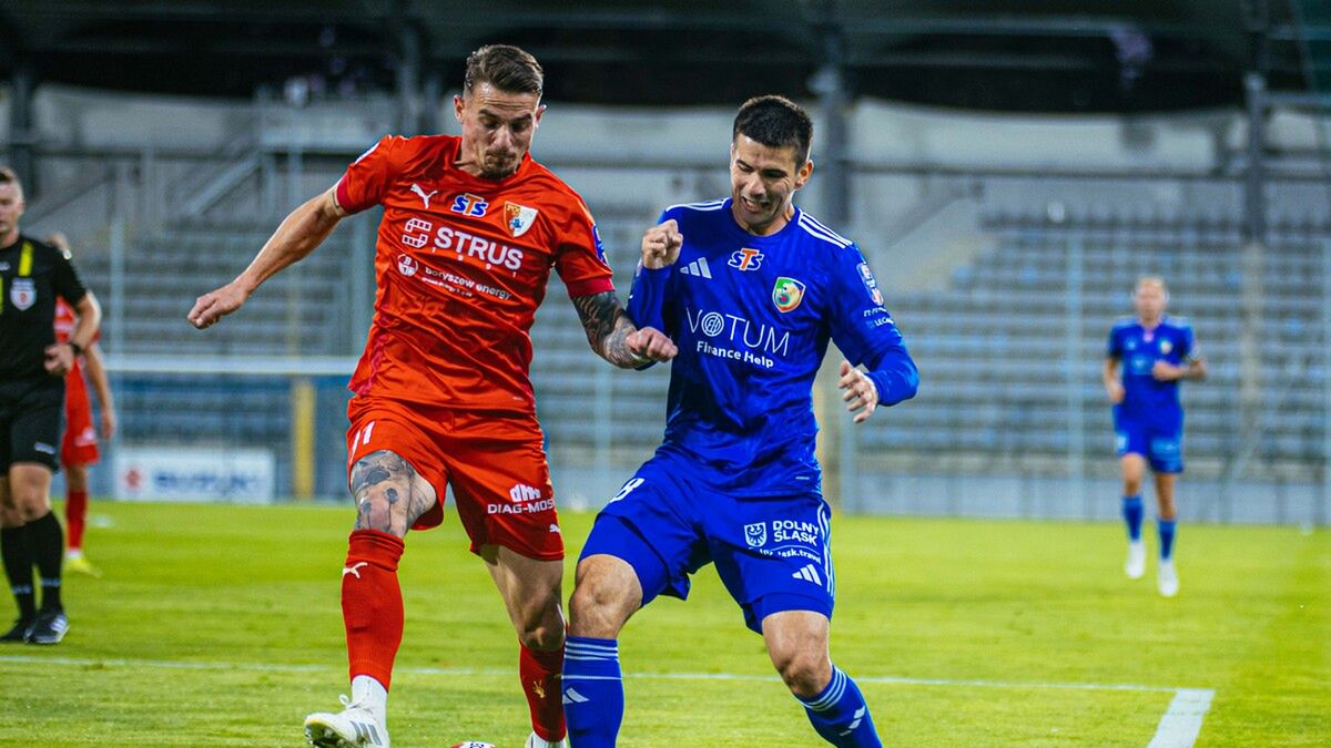 Materiały prasowe / Arkadiusz Wiśniewski/Miedź Legnica / Asier Cordoba