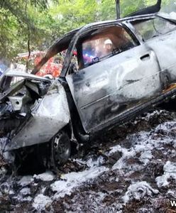 Jelenia Góra. Pijany kierowca potrącił pieszych. Jego auto stanęło w płomieniach