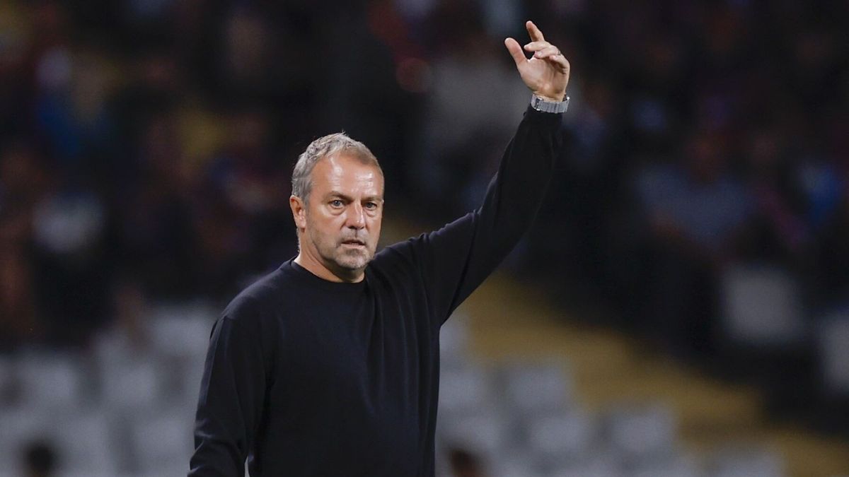 PAP/EPA / ALBERTO ESTEVEZ / Na zdjęciu: Hansi Flick