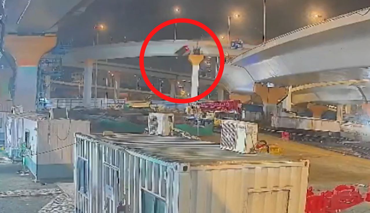 BMW wyleciało w powietrze. Trzy młode osoby nie żyją. Nagranie z Indii