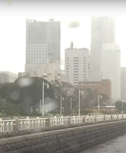 Japonia zmaga się z największą burzą od dekady. W kraju powodzie i paraliż komunikacyjny