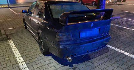 Nocne kontrole kierowców w ramach akcji „Stop-drift” na ulicach Lublina. Nadmierna prędkość, zbyt głośne wydechy
