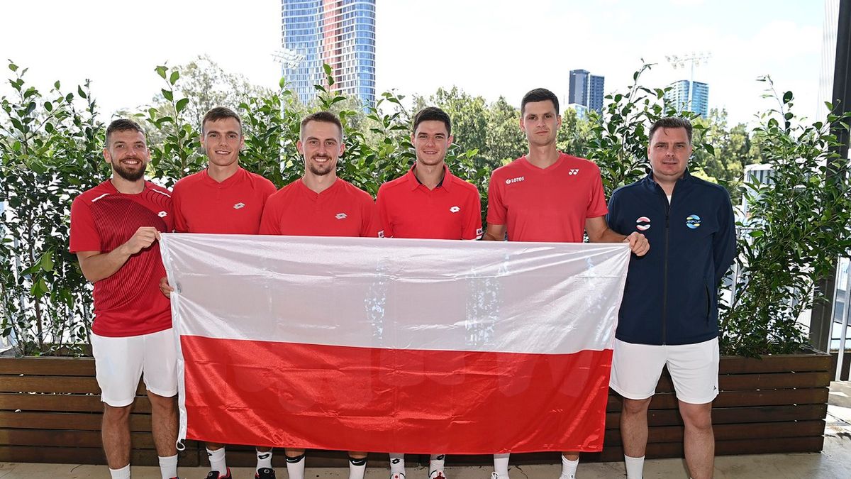 Twitter / HubertHurkacz / Na zdjęciu: reprezentacja Polski na ATP Cup 2022