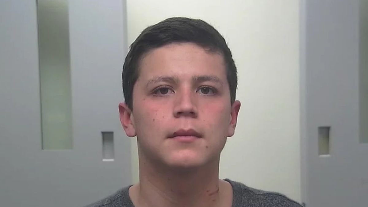 19-letni Mauricio Johnson przyznał się do potrójnego zabójstwa 