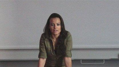 Mucha w roli belferki