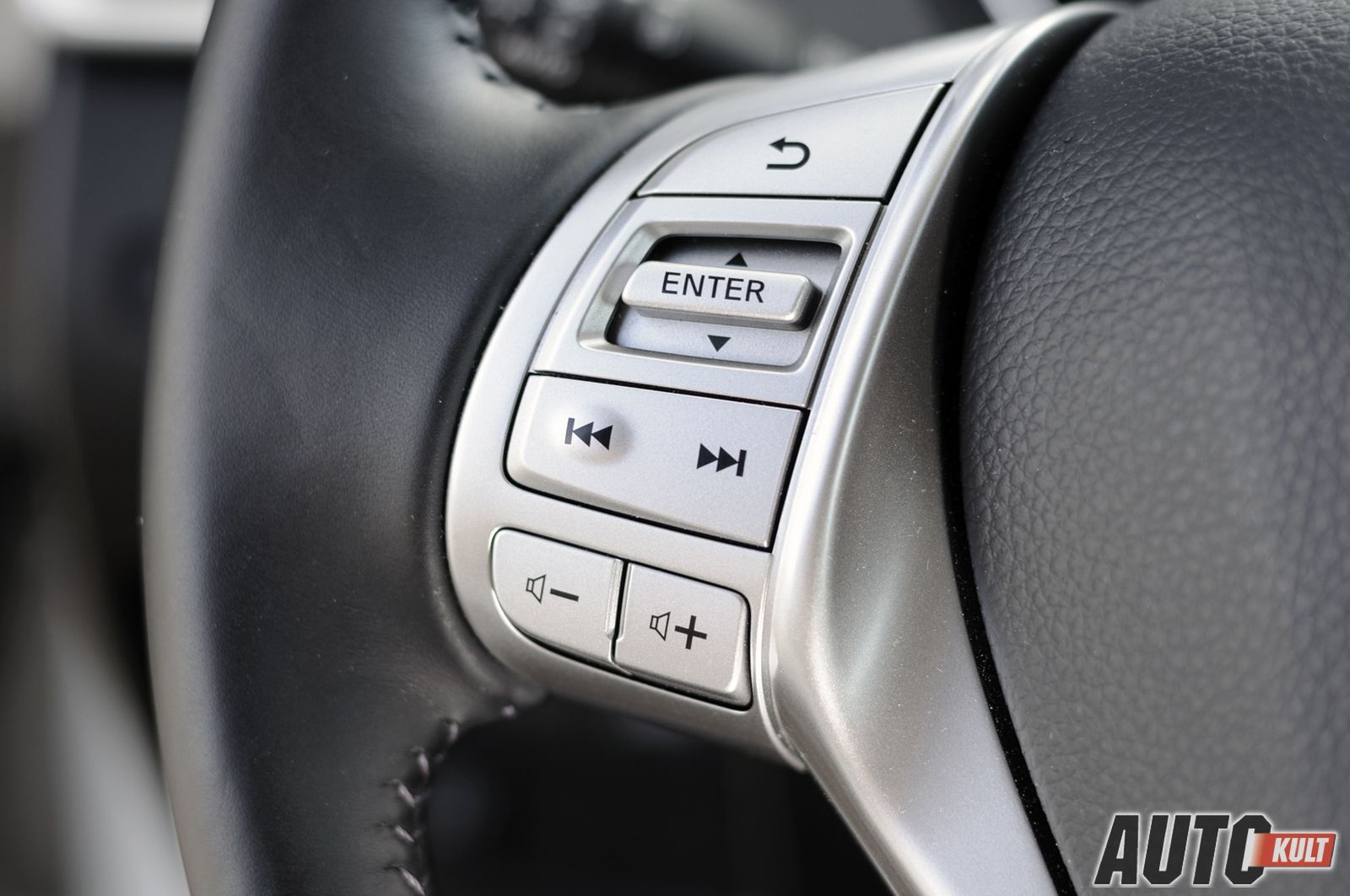 Nissan Qashqai dCi 130 4x4 Tekna - test [galeria zdjęć] 20