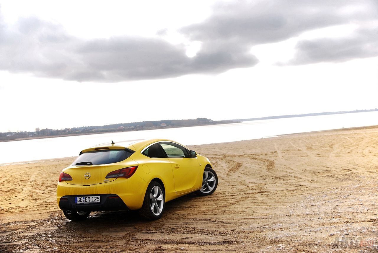Opel Astra GTC