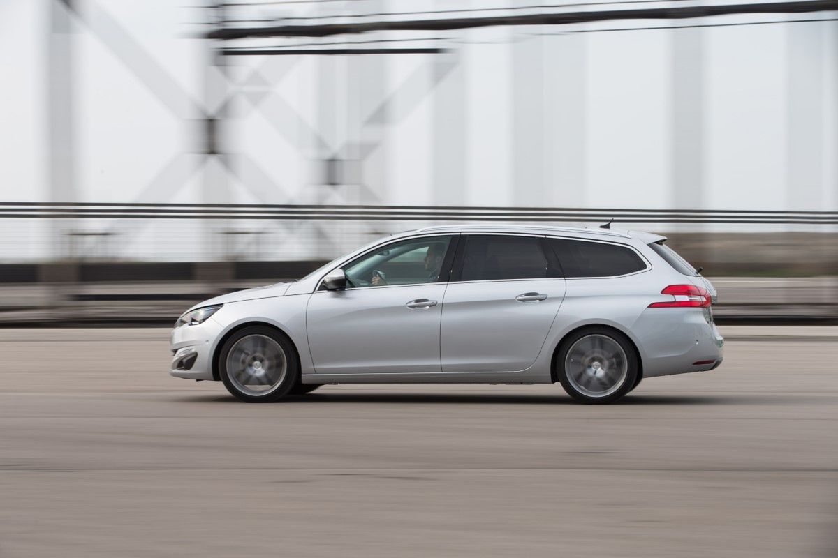 Peugeot 308 SW 1,2 e-THP 130 - pierwsza jazda [galeria] 52
