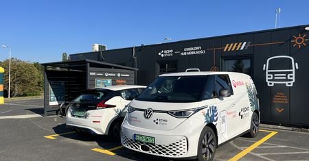 Wyjątkowy punkt mobilności w Łodzi. Auto wynajmiesz jak rower miejski