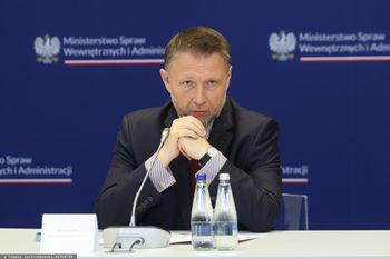 Zjednoczeni przeciw Kierwińskiemu. Ludzie Morawieckiego z PiS