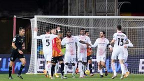 Serie A: AC Milan wygrał w dziesięciu. Komedia pomyłek Benevento Calcio