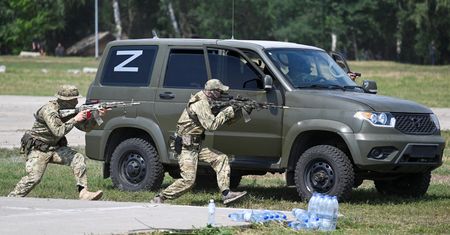 Nawet 3 mln rubli za bycie rannym, kilkanaście za śmierć. Tak Rosja zachęca ochotników