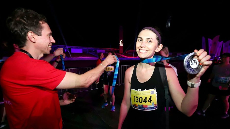 Meta i łzy wzruszenia. Jedni z bólu, inni ze szczęścia. A wielu z obu powodów jednocześnie.