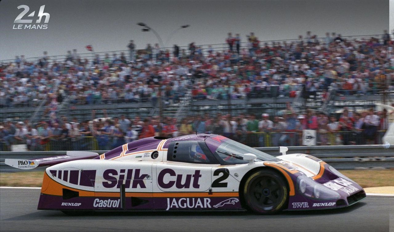 Jaguar XJR-9 podczas wyścigu Le Mans w 1988 r.