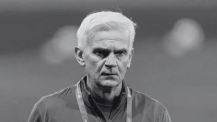 W wieku 49 lat zmarł Jacek Magiera. Trener zasłabł podczas treningu