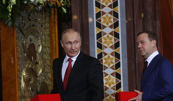 Dmitrij Miedwiediew krytykuje NATO. "Kłamią jak psy"