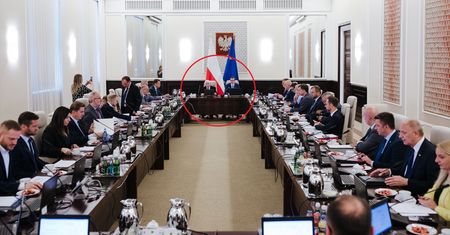 Tajemnica zdjęcia z Kaczyńskim. Polacy ocenili