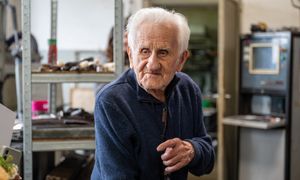 Ma 100 lat i nadal pracuje. Tym zajmuje się najstarszy pracujący Polak