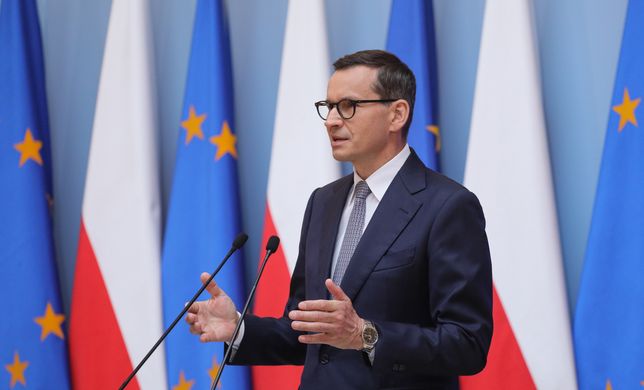 Morawiecki zapowiedział blokadę. "Socjalistyczne szaleństwo"