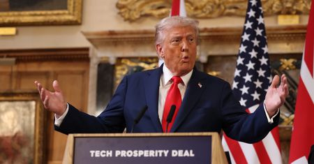 Trump wściekły na krytyczne media. Chce odbierać im licencje