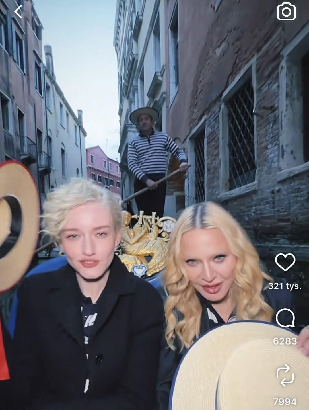 Madonna i Julia Garner