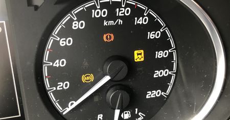 ESP, DSG, DPF. Czy wiesz, co oznaczają te skróty?