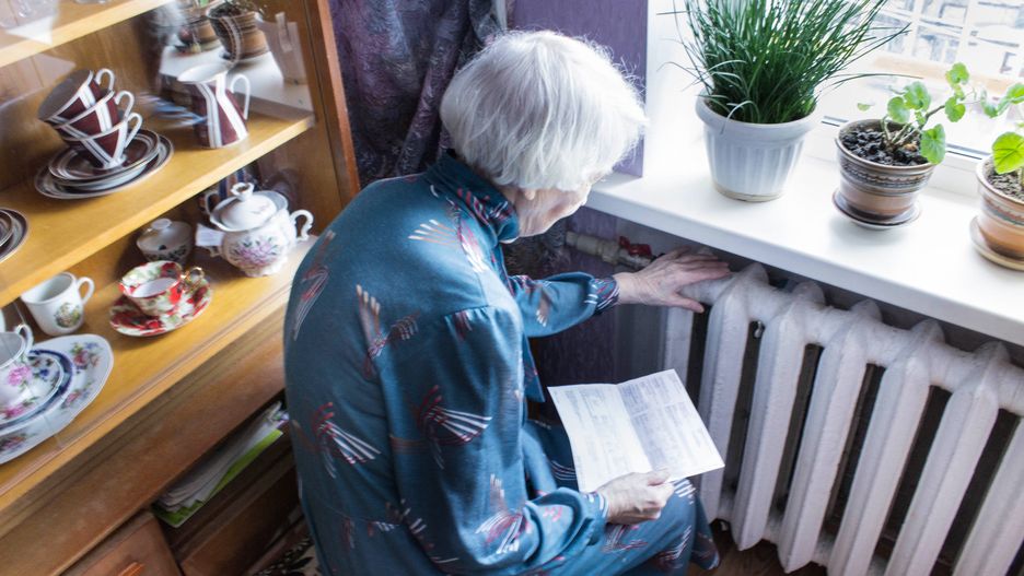 Podwyżki cen energii budzą ogromne obawy wśród wielu seniorów