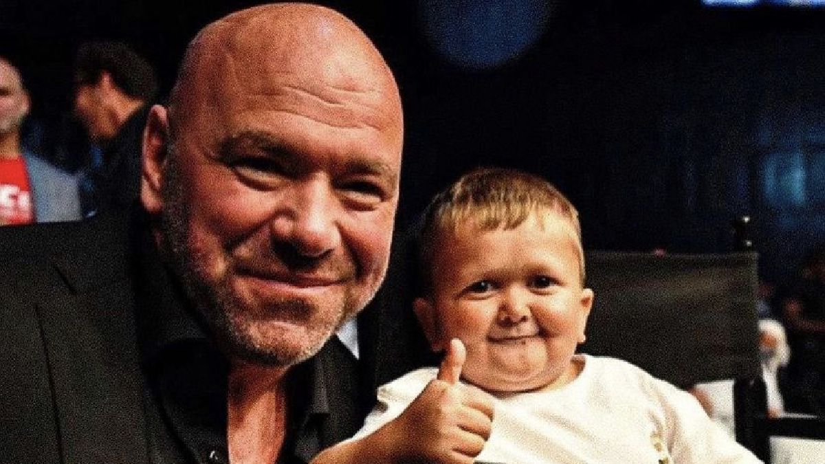 Dana White i Hasbulla Magomedov