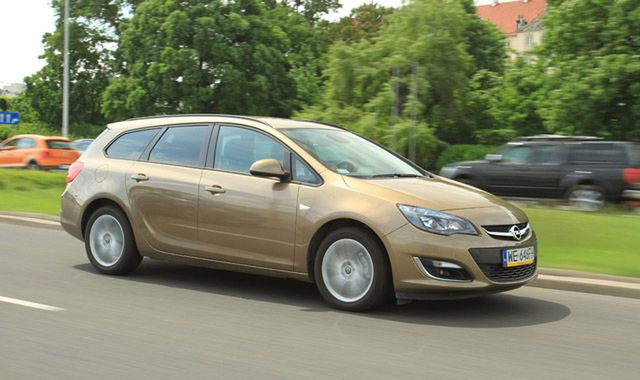 Opel Astra 1.4 T LPGTEC czy fabryczna instalacja LPG jest