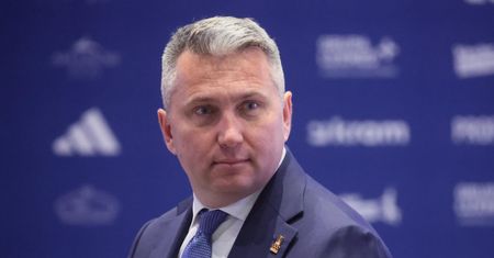 Piesiewicz zatrzymany. Tak płynęły pieniądze z Zondacrypto do PKOl