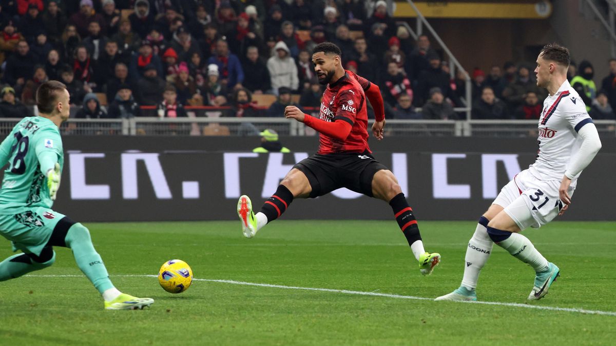 PAP/EPA / Matteo Bazzi / Mecz Serie A: AC Milan - Bologna FC