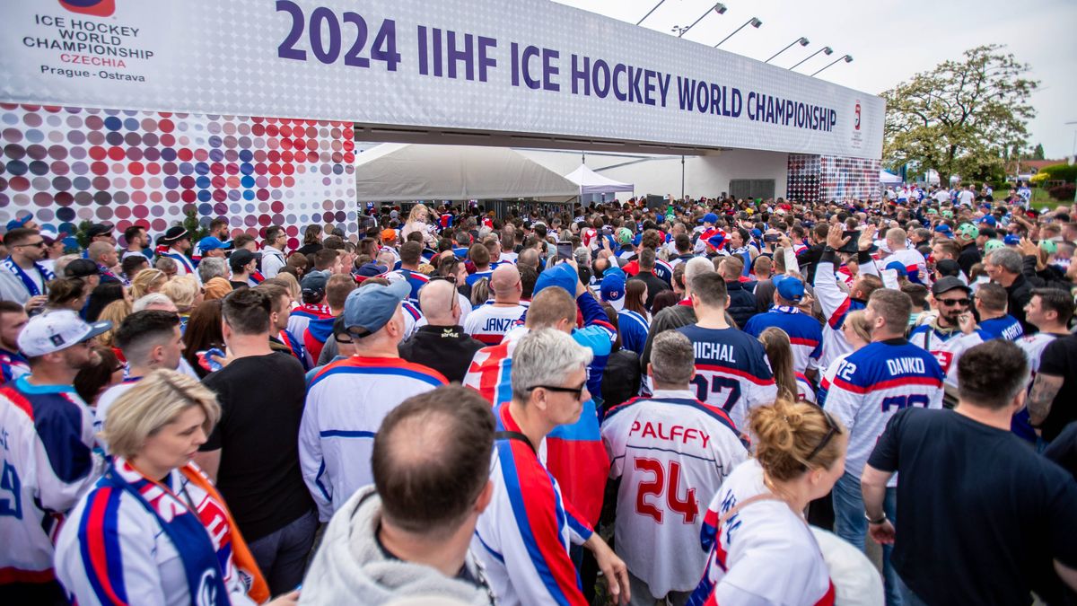 PAP / Vladimir Prycek / Słowaccy fani na MŚ elity