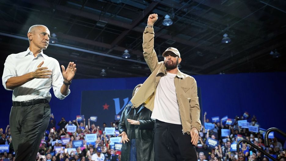 Eminem na scenie z Barackiem Obamą