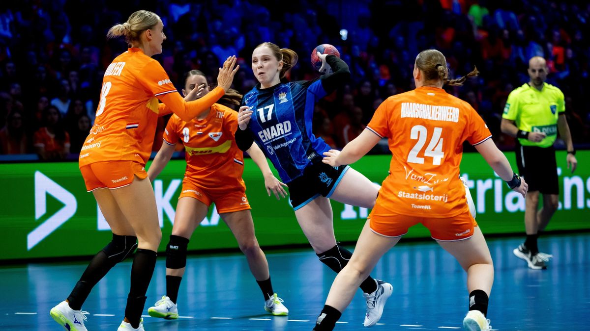 PAP/EPA / Iris van den Broek / Malena Cavo (Argentyna) w akcji