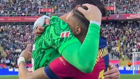 Nie krył emocji. Szczęsny podbiegł do bohatera Barcelony