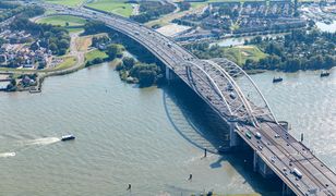 Jeden z największych mostów łukowych w Europie. Polacy pomagają w jego renowacji