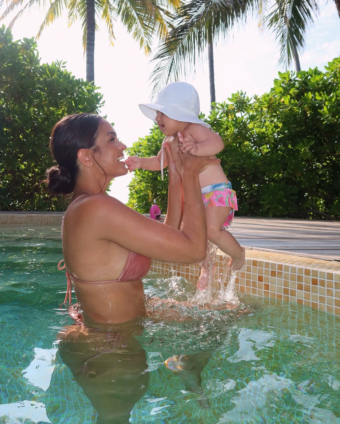 Klaudia El Dursi z córeczką Carmen