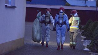 Garwolin: Żrąca ciecz w rowie melioracyjnym. Interweniowała Specjalistyczna Grupa Ratownictwa Chemiczno-Ekologicznego